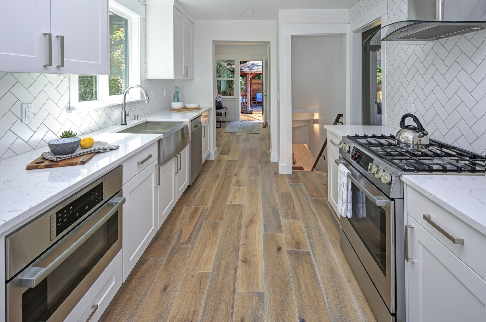 Kitchen flooring | Elite Builder Services
