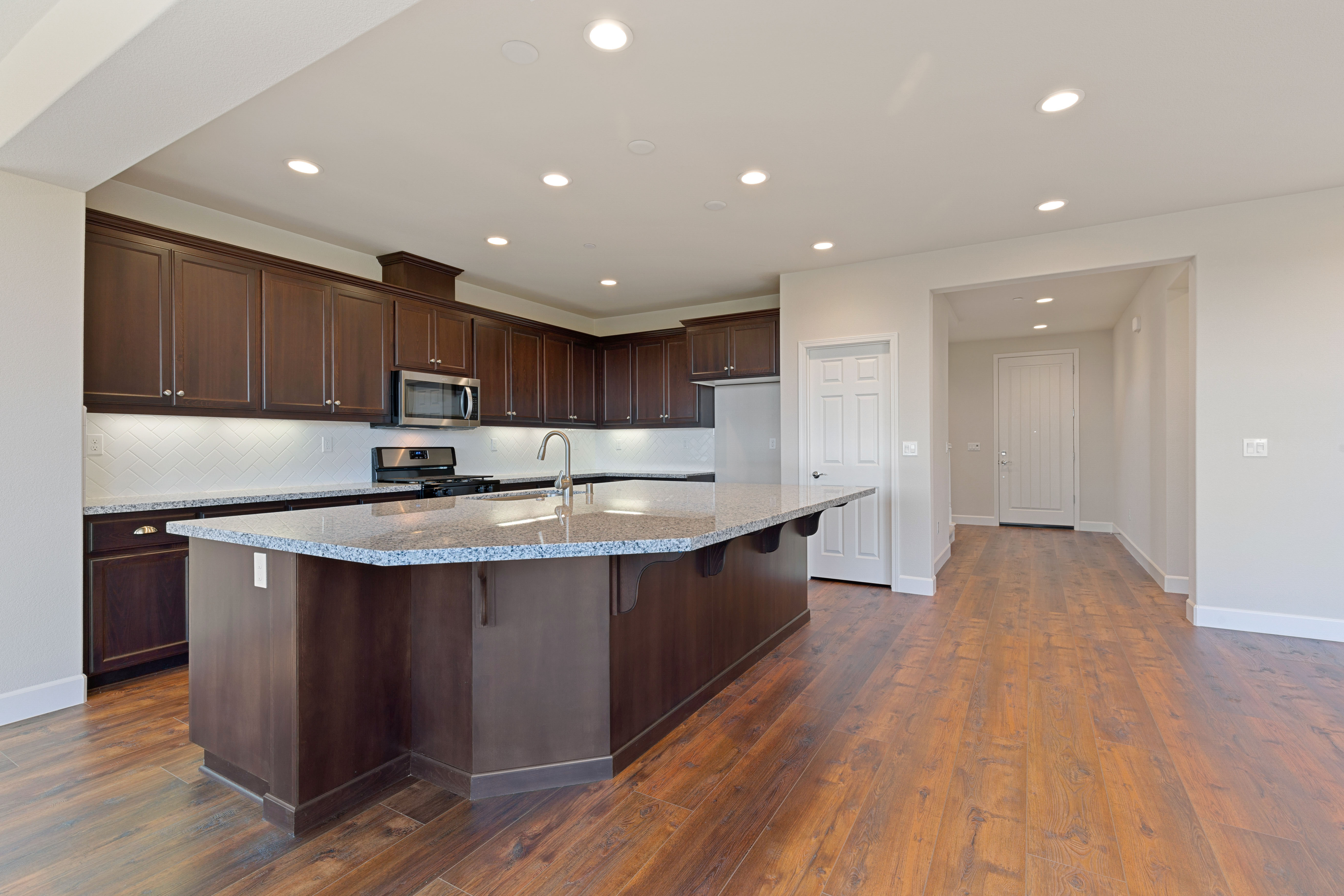 Flooring | Elite Builder Services