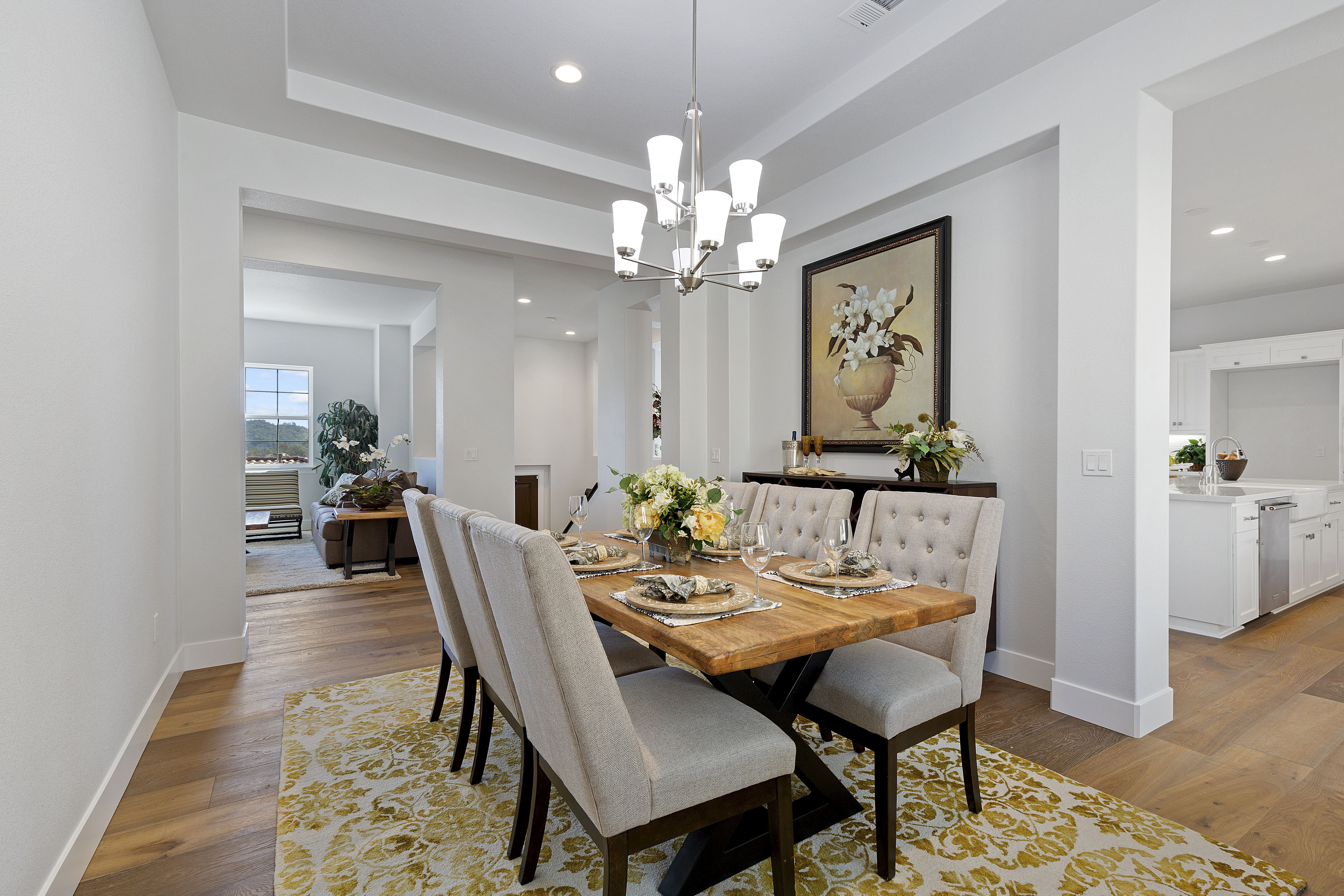 Vinyl flooring for dining room | Elite Builder Services