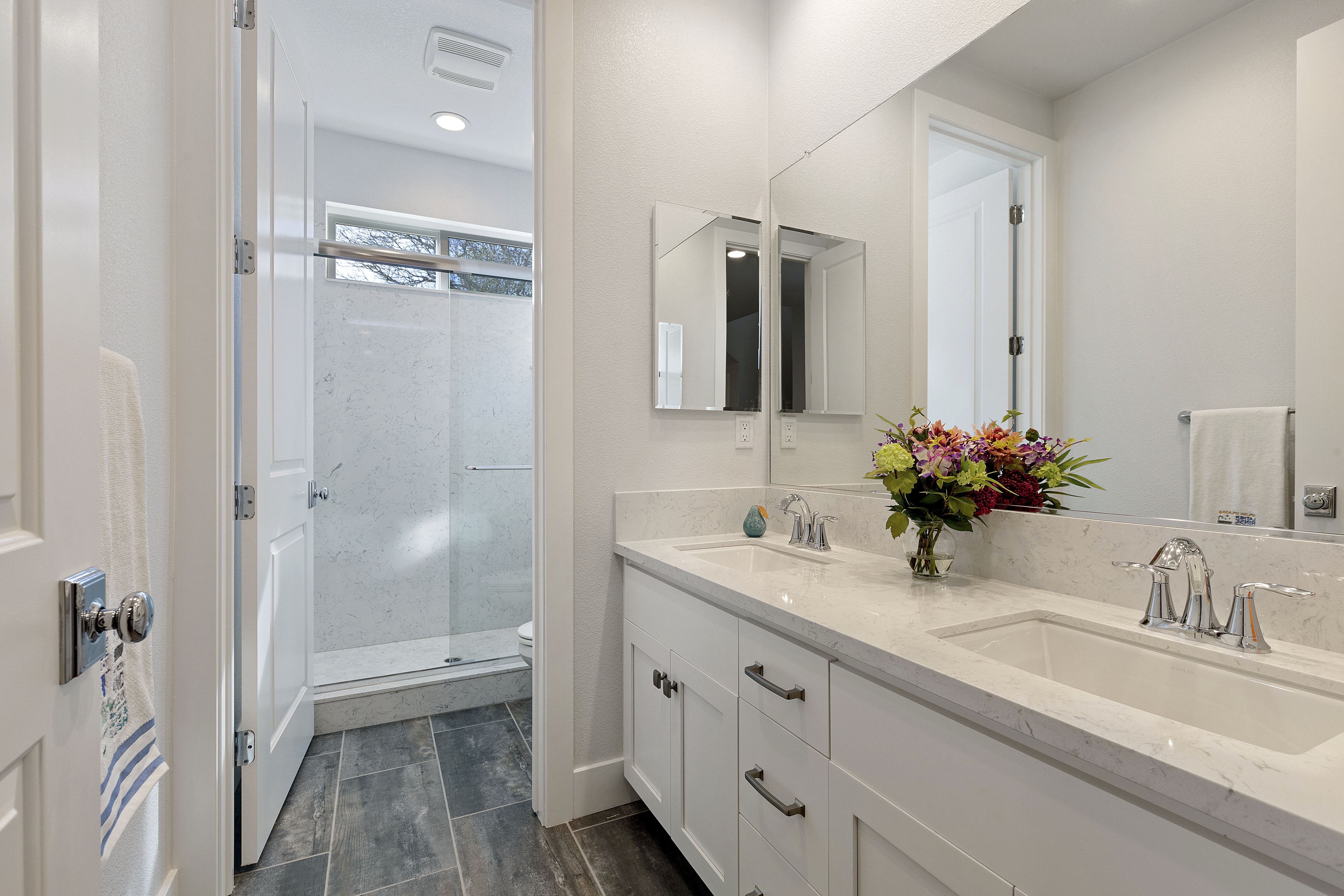 Bathroom vanities | Elite Builder Services