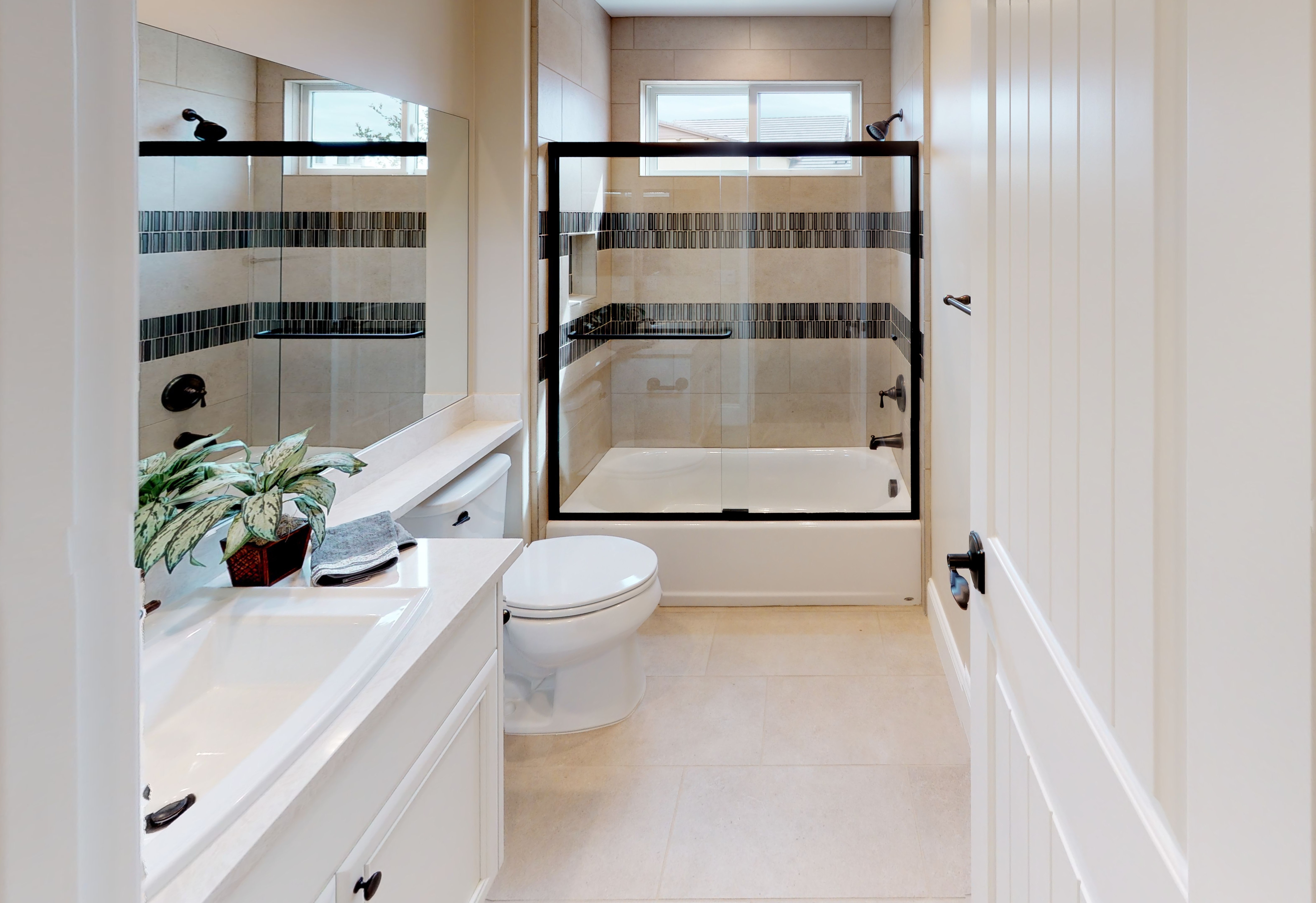 Shower room tiles design | Elite Builder Services