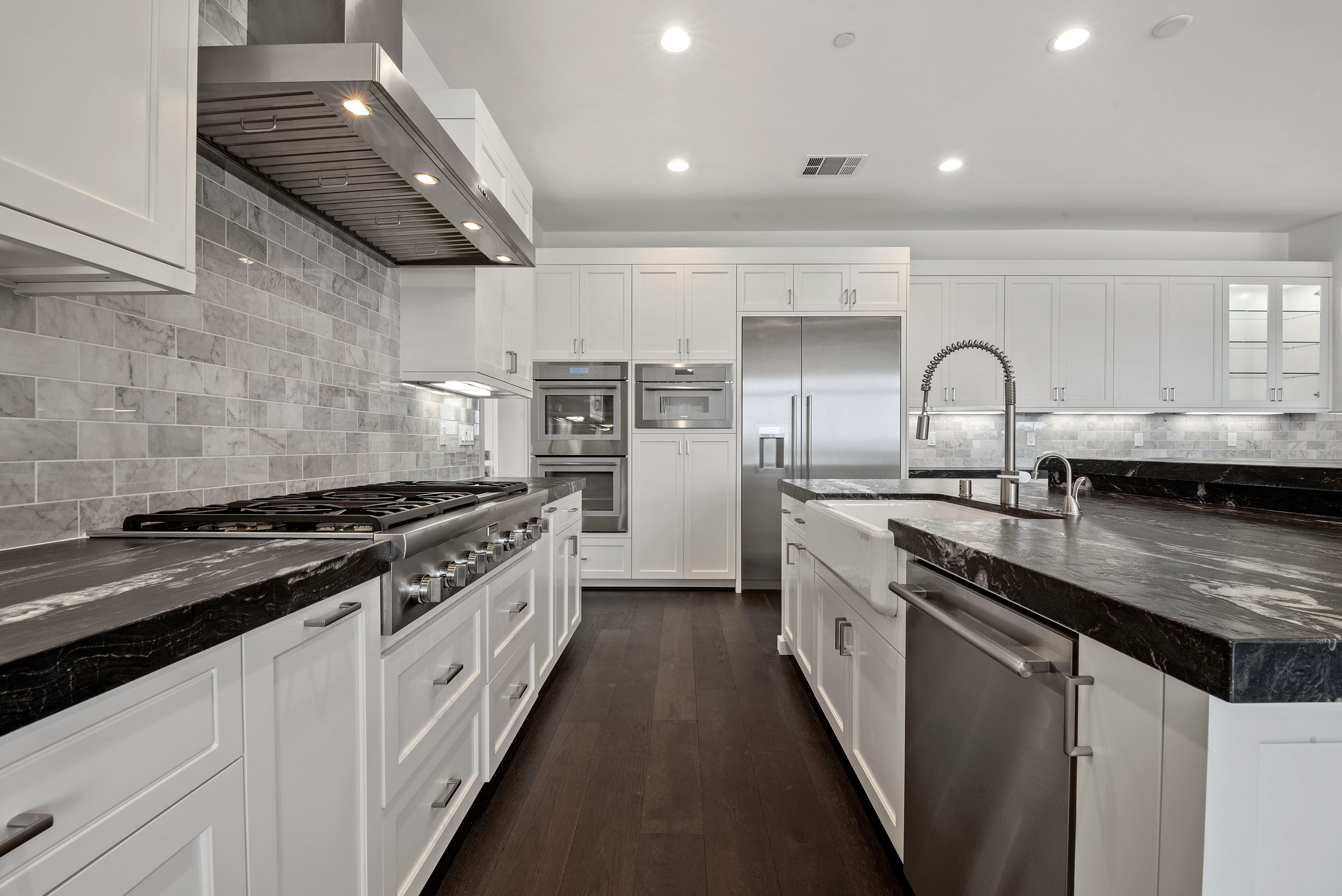 Kitchen Cabinets and countertops | Elite Builder Services