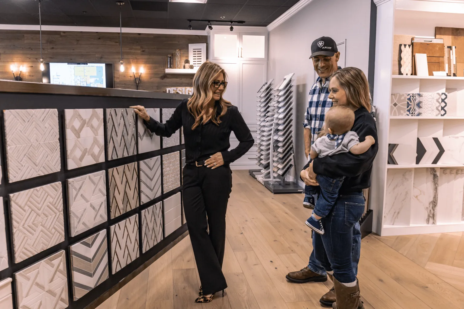 Customer at store | Elite Builder Services