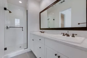 Bathroom ceramic tile | Elite Builder Services
